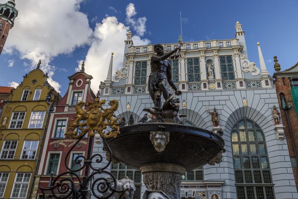 Medusa Gdansk Old Town Exterior photo